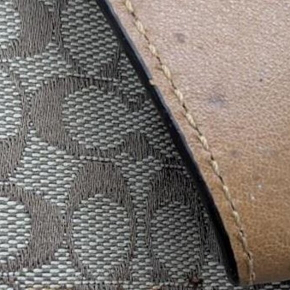 P1993-Holiday/Travel Special Coach Canvas/Leather Voyager Weekender with Strap - Picture 11 of 11